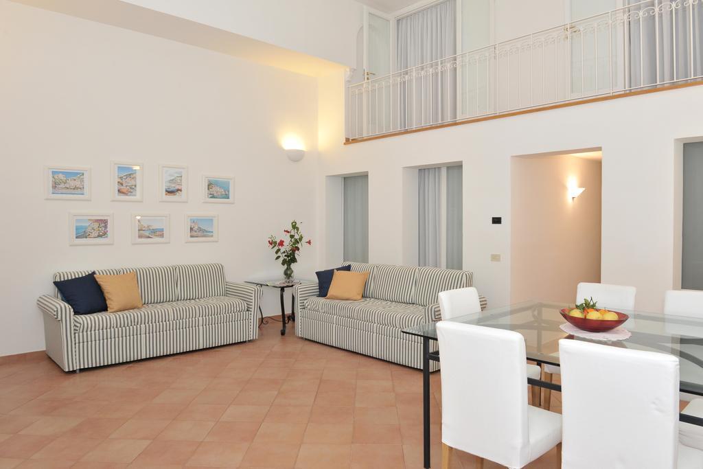 La Tuga - Ravello Accommodation Мінорі Екстер'єр фото